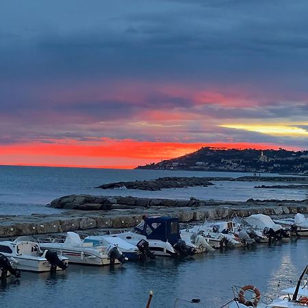 Il Timone Leilighet Riva Ligure Eksteriør bilde